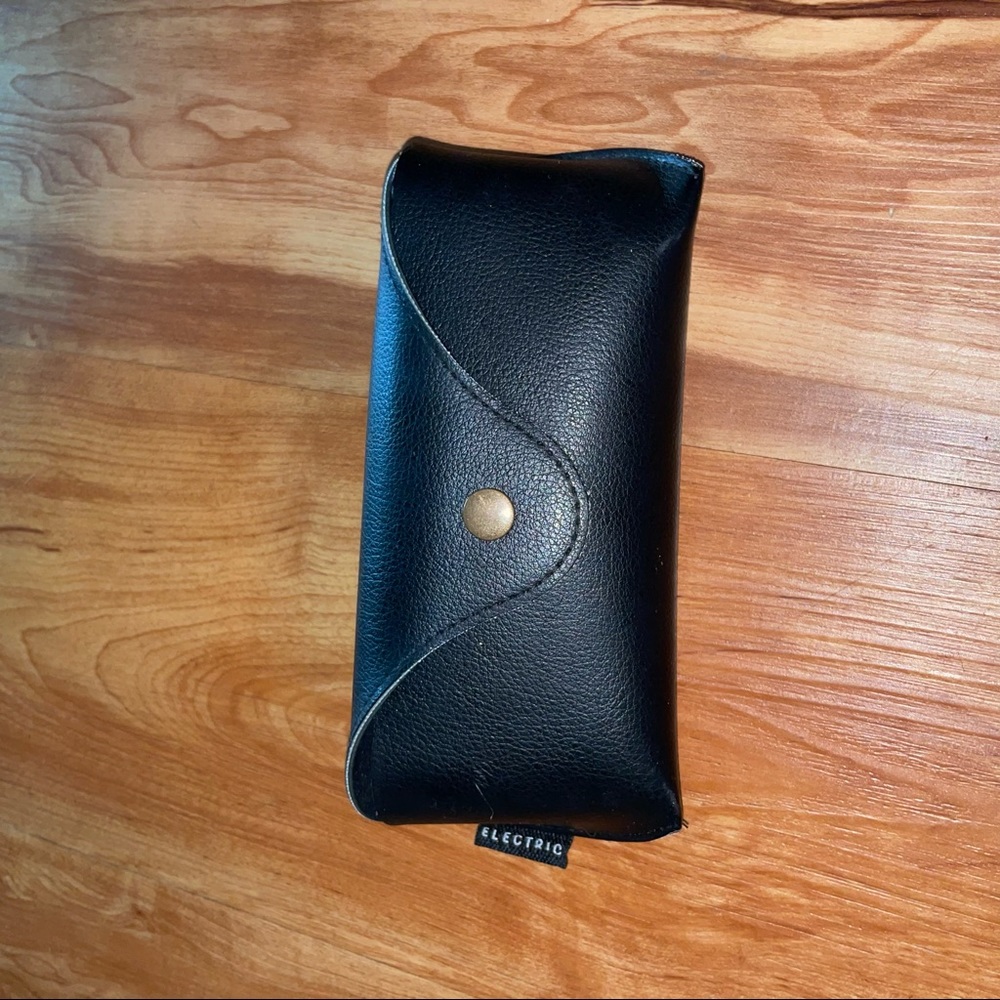 Vintage Gucci Sunglasses - Picture 5 of 6